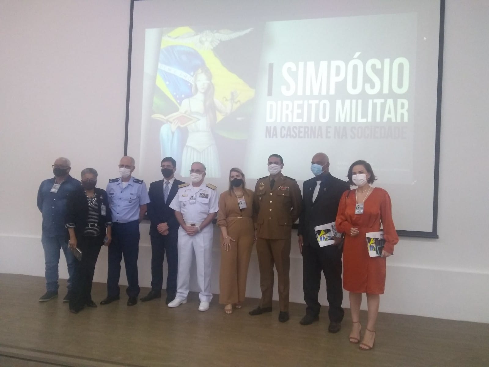 Read more about the article INBRADIM marca presença no l simpósio de direito militar no Rio de Janeiro